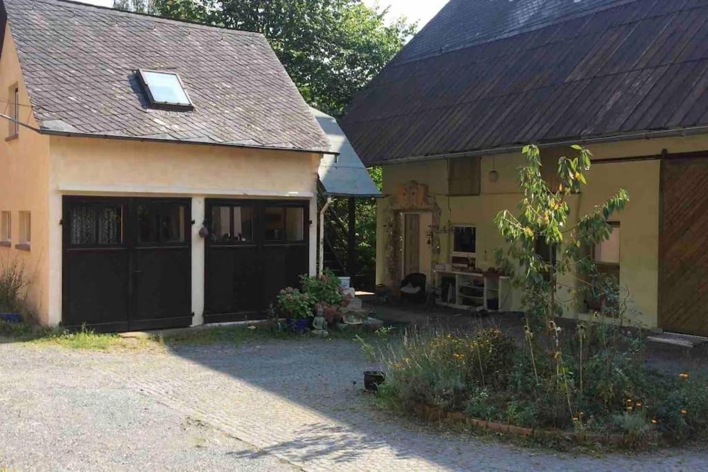 Апартаменти Kleine Kunstremise Mit Holzofen Burg Freienfels Weinbach Екстер'єр фото